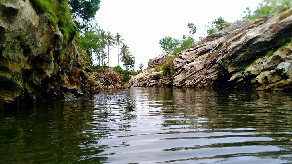 Air Terjun Pengantin, Gunungbang, Bejiharjo, Kec. Karangmojo, Kabupaten Gunung Kidul, Daerah Istimewa Yogyakarta 55891, Indonesia