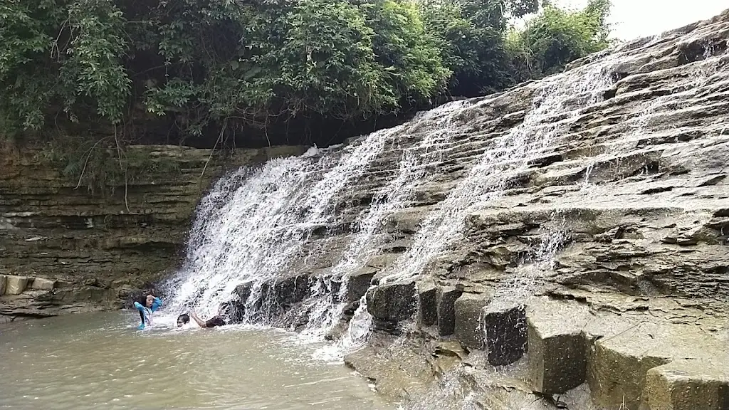 2X4V+C84 Air Terjun Watu Ondo, Ds. Lebak Dsn. Linduk, Area Sawah / Kebun, Lebak, Kec. Grobogan, Kabupaten Grobogan, Jawa Tengah 58152, Indonesia