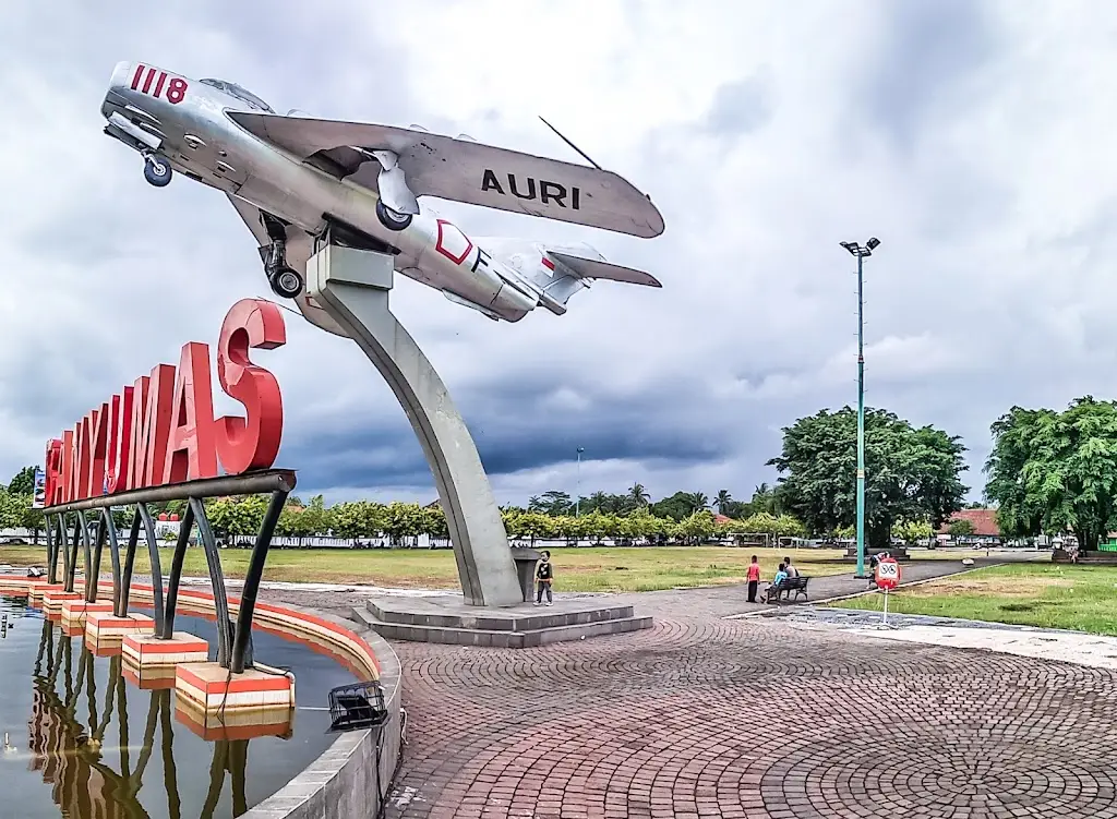 Alun-Alun Banyumas, Jl. Jaya Sirayu, Mruyung, Sudagaran, Kec. Banyumas, Kabupaten Banyumas, Jawa Tengah 53192, Indonesia