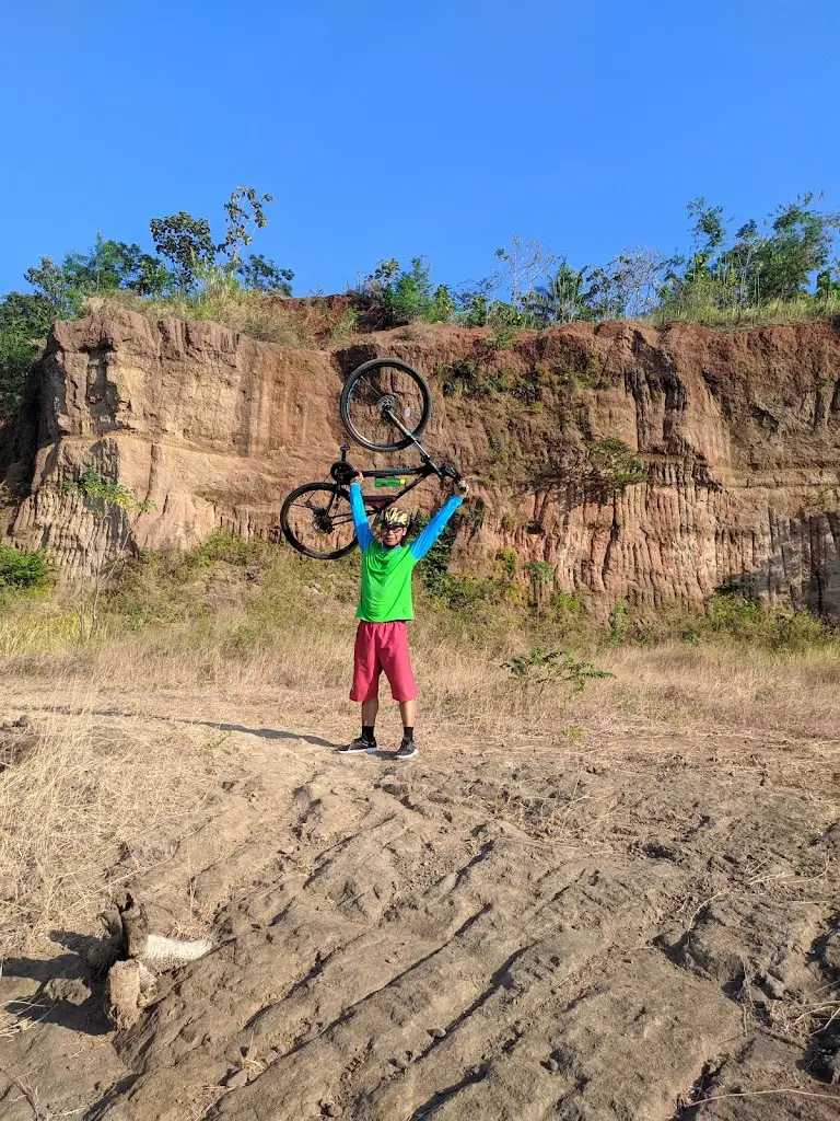 FJCC+7CP Brown Canyon Boyolali, Area Sawah/Kebun, Kragilan, Kec. Mojosongo, Kabupaten Boyolali, Jawa Tengah 57323, Indonesia