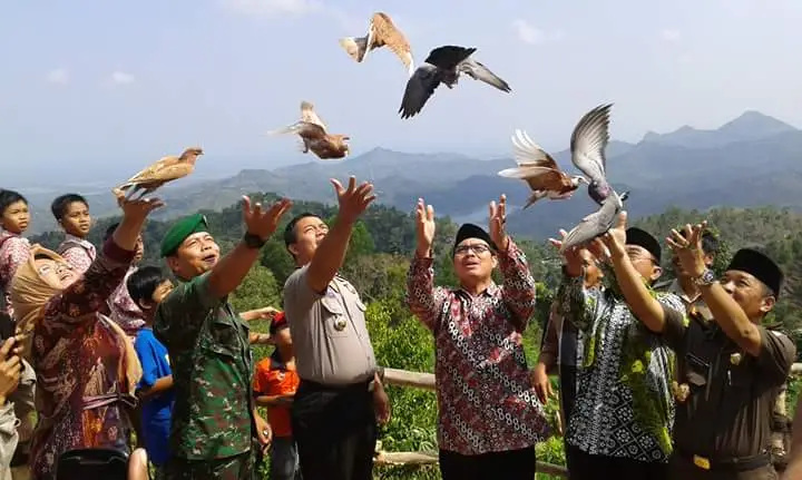 Canting Mas Puncak Dipowono, Jl. Clereng Tamanan KM. 6, Desa Hargowilis, Kokap, Clapar 2, Hargowilis, Kec. Kokap, Kabupaten Kulon Progo, Daerah Istimewa Yogyakarta 55611, Indonesia