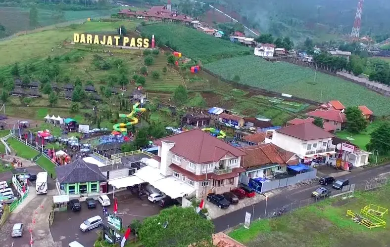 Darajat Pass, Jl. Puncak Darajat No.Km. 14, Karyamekar, Kec. Pasirwangi, Kabupaten Garut, Jawa Barat 44161, Indonesia