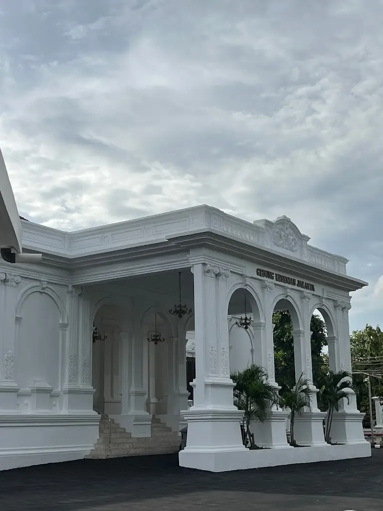 Gedung Kesenian Jakarta, Jl. Gedung Kesenian No.1, Ps. Baru, Kecamatan Sawah Besar, Kota Jakarta Pusat, Daerah Khusus Ibukota Jakarta 10710, Indonesia