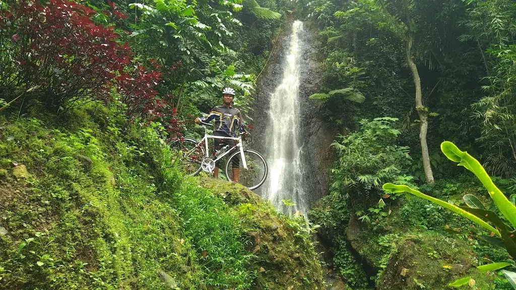 938F+CP6 Grojogan Jurang Jero, Kalongan, Gerdu, Kec. Karangpandan, Kabupaten Karanganyar, Jawa Tengah 57791, Indonesia