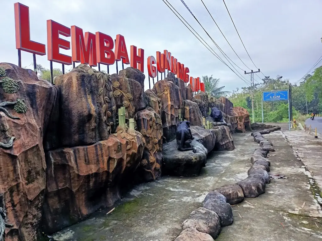 Lembah Gunung Madu, Jl. Raya Simo-Klego KM.5, Gunung Madu, Simo, Tanjung, Klego, Area Sawah/Kebun, Kedunglengkong, Kec. Simo, Kabupaten Boyolali, Jawa Tengah 57385, Indonesia