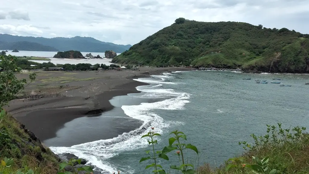 Pantai Payangan, Jl. Sidomulyo, Sido Mulyo, Sumberrejo, Kec. Ambulu, Kabupaten Jember, Jawa Timur 68172, Indonesia