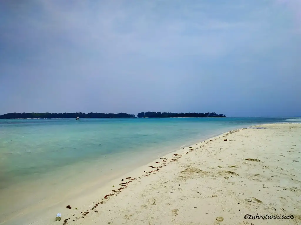 CH85+7JH Pulau Gosong Perak, Near Putri Island, Kepulauan Seribu Utara, Kab. Administrasi Kepulauan Seribu, Daerah Khusus Ibukota Jakarta, Indonesia