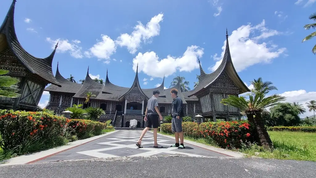 Rumah Gadang Sungai Beringin, 7Sungai Beringin, Sungai Beringin, Kec. Payakumbuh, Kabupaten Lima Puluh Kota, Sumatera Barat 26251, Indonesia