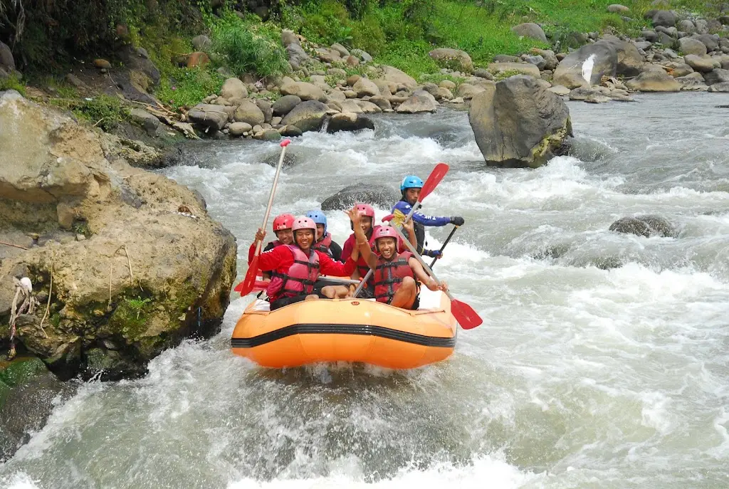 Serayu (Arung Jeram Banjarnegara), Singamerta, Kec. Sigaluh, Kab. Banjarnegara, Jawa Tengah 53481, Indonesia