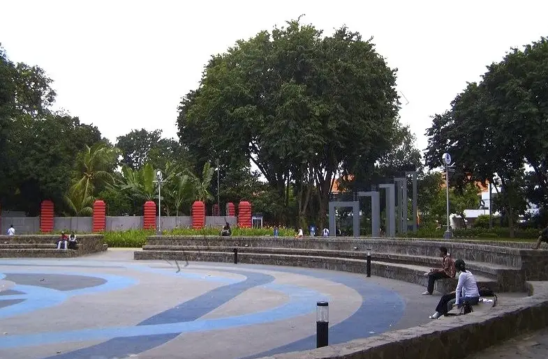 Taman Bungkul, Jl. Taman Bungkul, Darmo, Kec. Wonokromo, Surabaya, Jawa Timur 60241, Indonesia