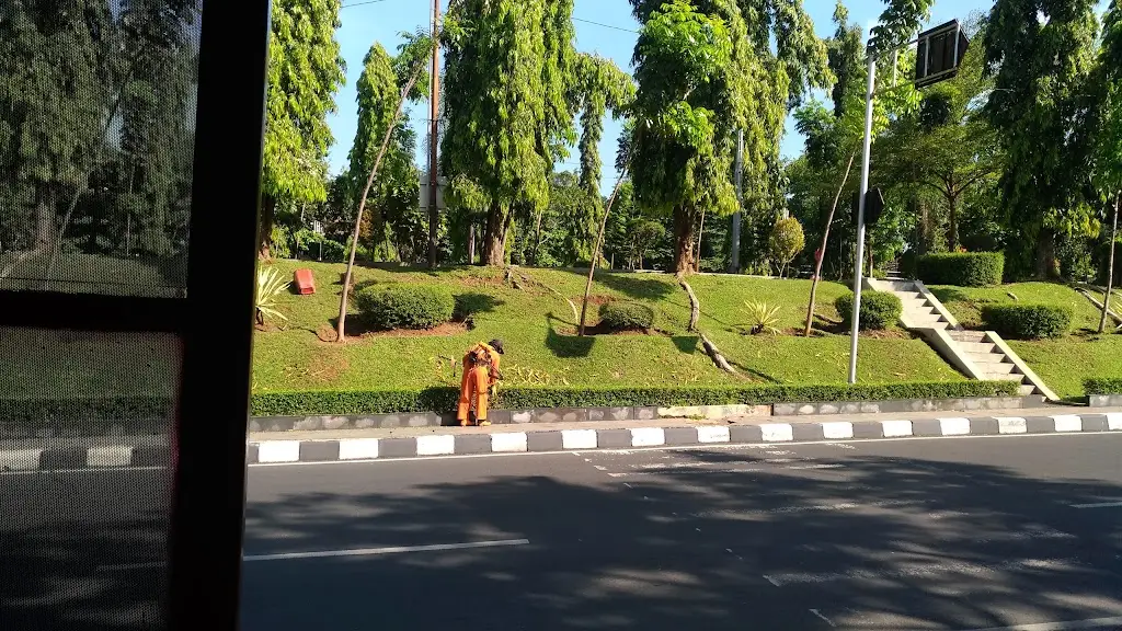 Taman Diponegoro, Jl. Sultan Agung, Lempongsari, Kec. Gajahmungkur, Kota Semarang, Jawa Tengah 50231, Indonesia