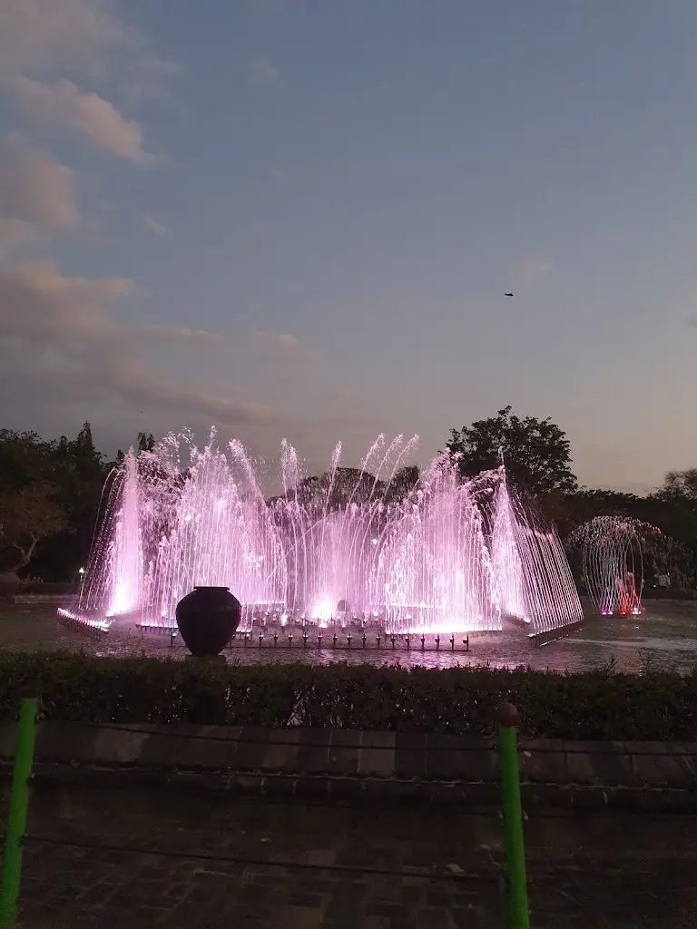 Taman Lumintang Denpasar, Dauh Puri Kaja, Kec. Denpasar Utara, Kota Denpasar, Bali 80233, Indonesia