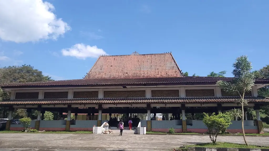 XPMM+XQM Taman Purbakala Kerajaan Sriwijaya, Jl. Syakyakirti, Karang Anyar, Kec. Gandus, Kota Palembang, Sumatera Selatan, Indonesia