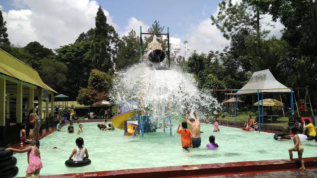 Taman Rekreasi Kalianget Wonosobo, Jl. Dieng No.114, Anget, Kalianget, Kec. Wonosobo, Kabupaten Wonosobo, Jawa Tengah 56319, Indonesia