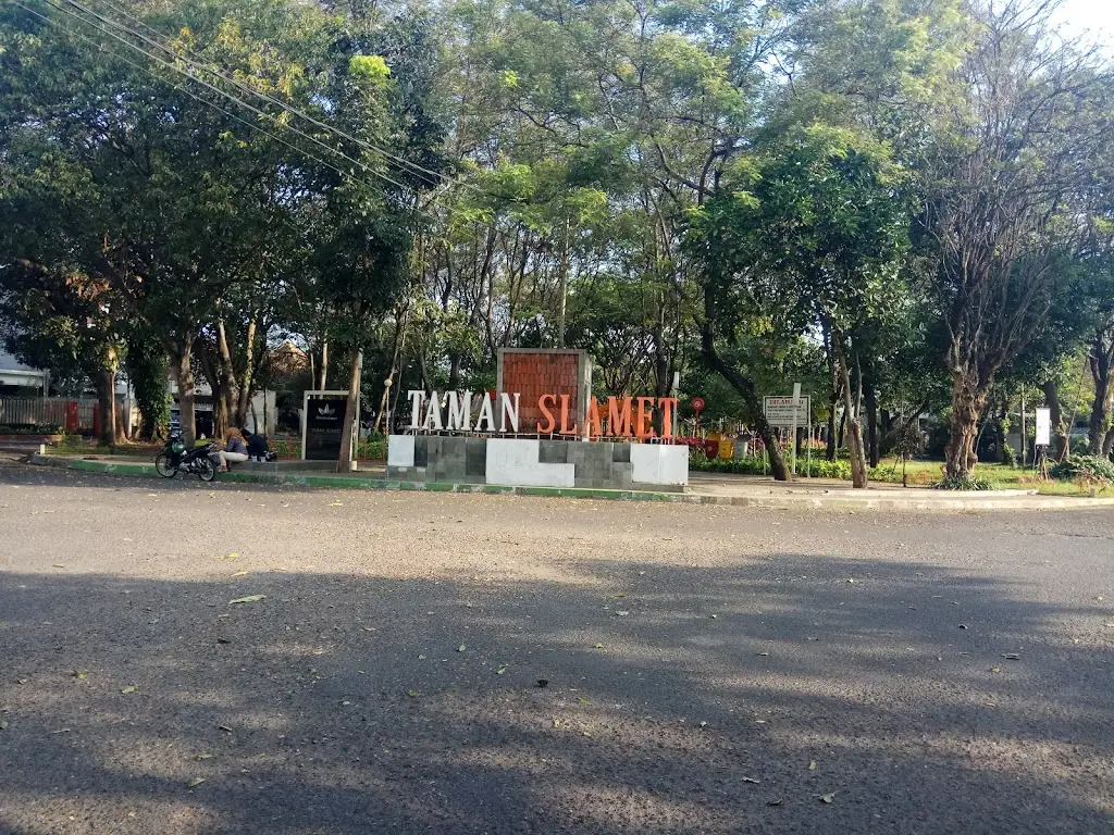 Taman Slamet, Jl. Taman Slamet No.8, Gading Kasri, Kec. Klojen, Kota Malang, Jawa Timur 65115, Indonesia