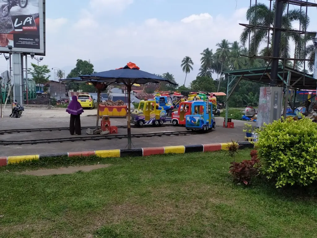 Taman Syech Kukut Kota Solok, Jl. Syech Kukut No.34, Tj. Paku, Kec. Tj. Harapan, Kota Solok, Sumatera Barat 27317, Indonesia