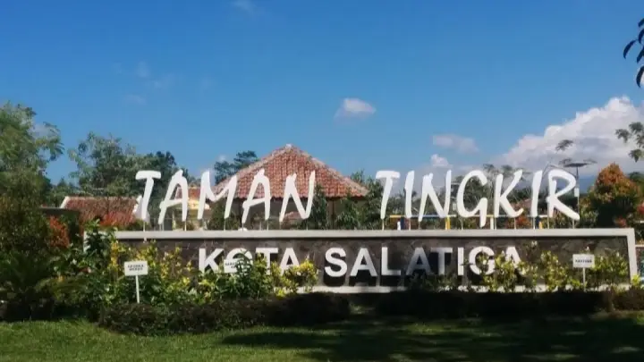 MG78+3RV Taman Tingkir Kota Salatiga, Jl. Tritis Sari No.17, Sidorejo Kidul, Kec. Tingkir, Kota Salatiga, Jawa Tengah 50741, Indonesia