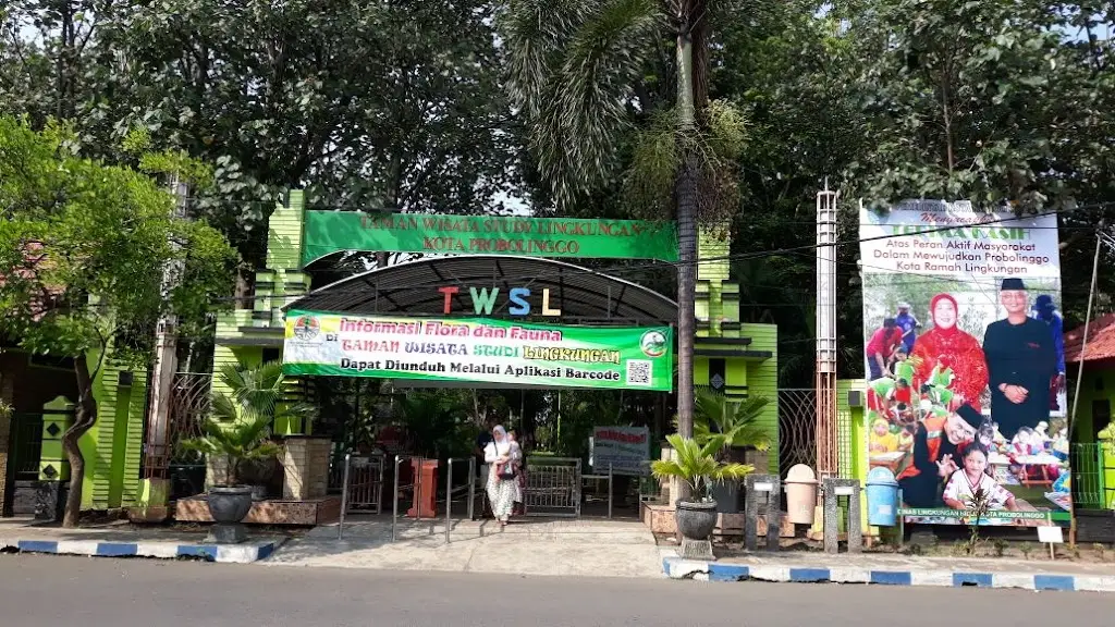 Taman Wisata Studi Lingkungan, Jl. Basuki Rahmad, Mangunharjo, Kec. Mayangan, Kota Probolinggo, Jawa Timur 67217, Indonesia