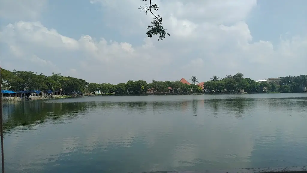 R287+VQ8 Tempat Wisata Danau Marrakash, Bahagia, Kec. Babelan, Kabupaten Bekasi, Jawa Barat 17610, Indonesia