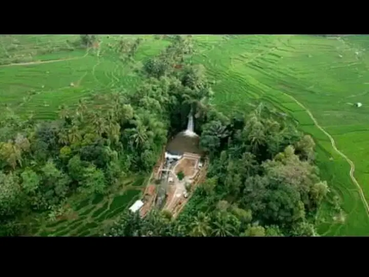 Wisata Alam Curug Bangkong, Kertawirama, Kec. Nusaherang, Kabupaten Kuningan, Jawa Barat 45563, Indonesia