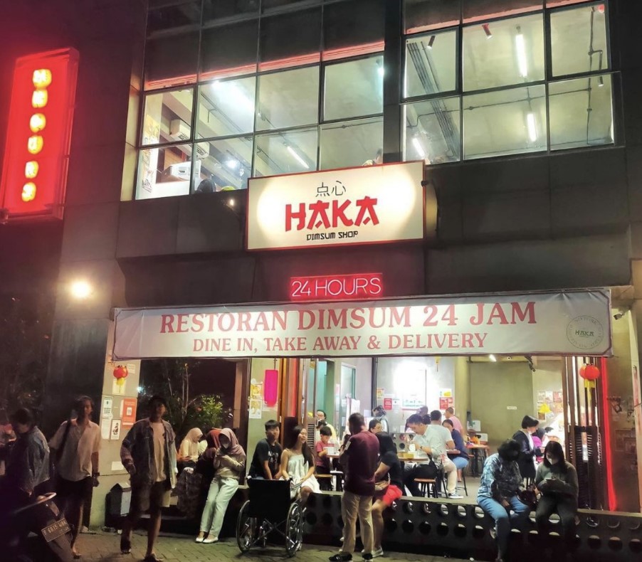 tempat makan di blok m 24 jam haka dimsum